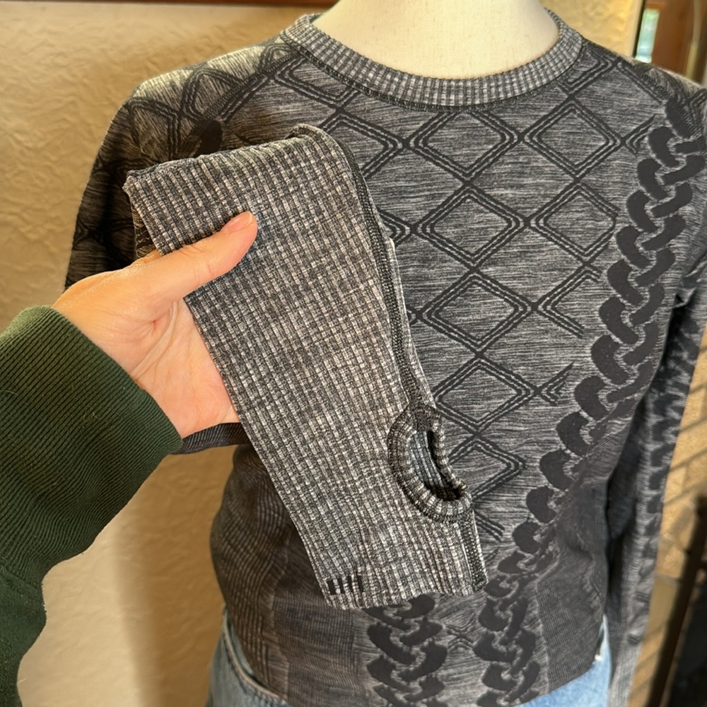 Lululemon Rest Less Pullover - Picture 5 of 11